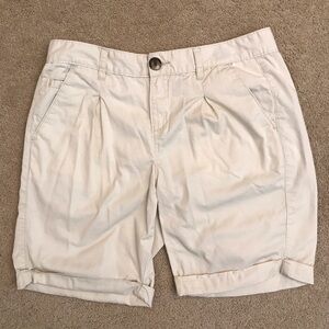 Calvin Klein Jeans Womens Cotton Chino Shorts Size 10 Beige Cuffed Pockets